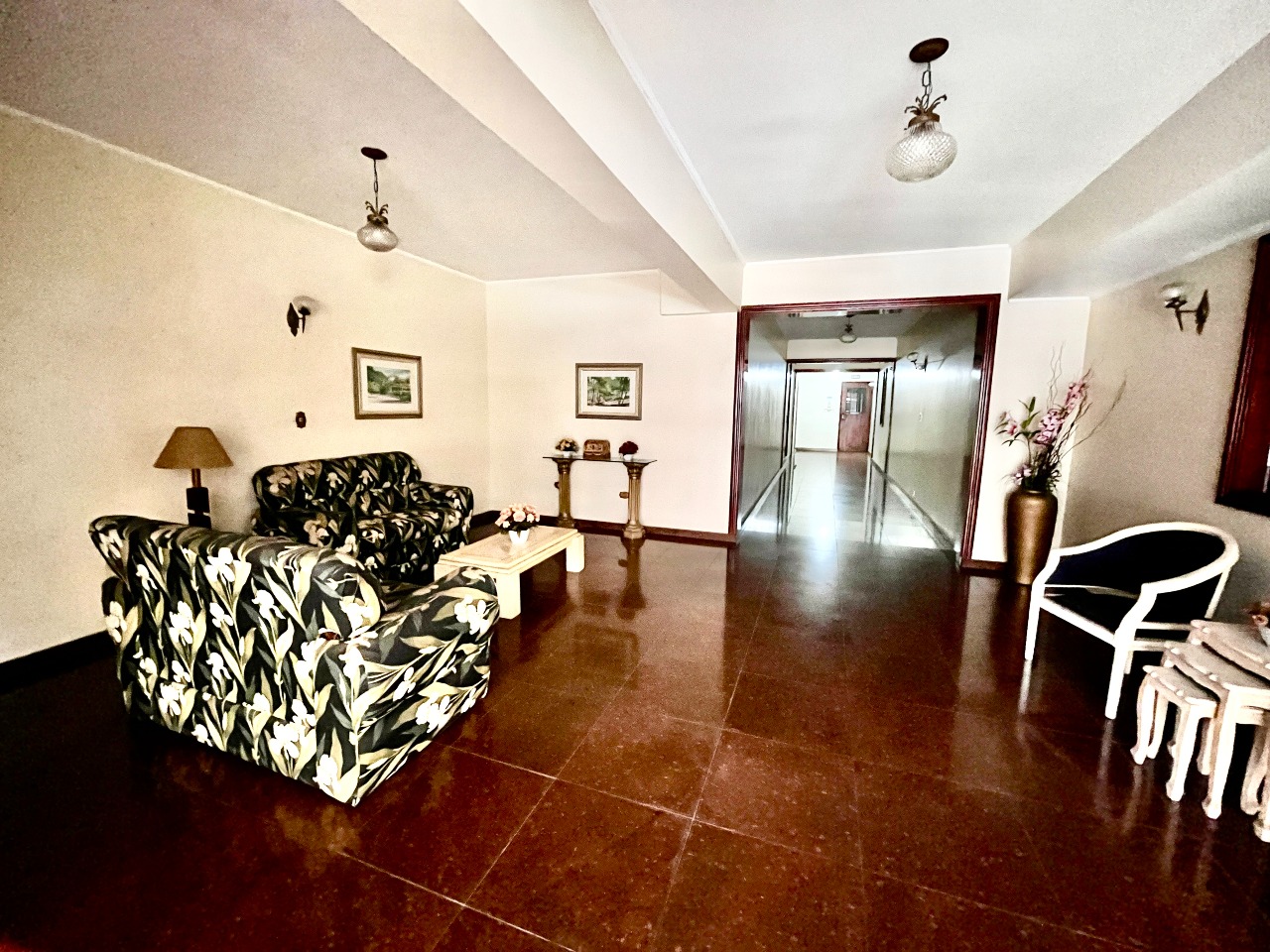 Apartamento à venda no Campo Grande: 