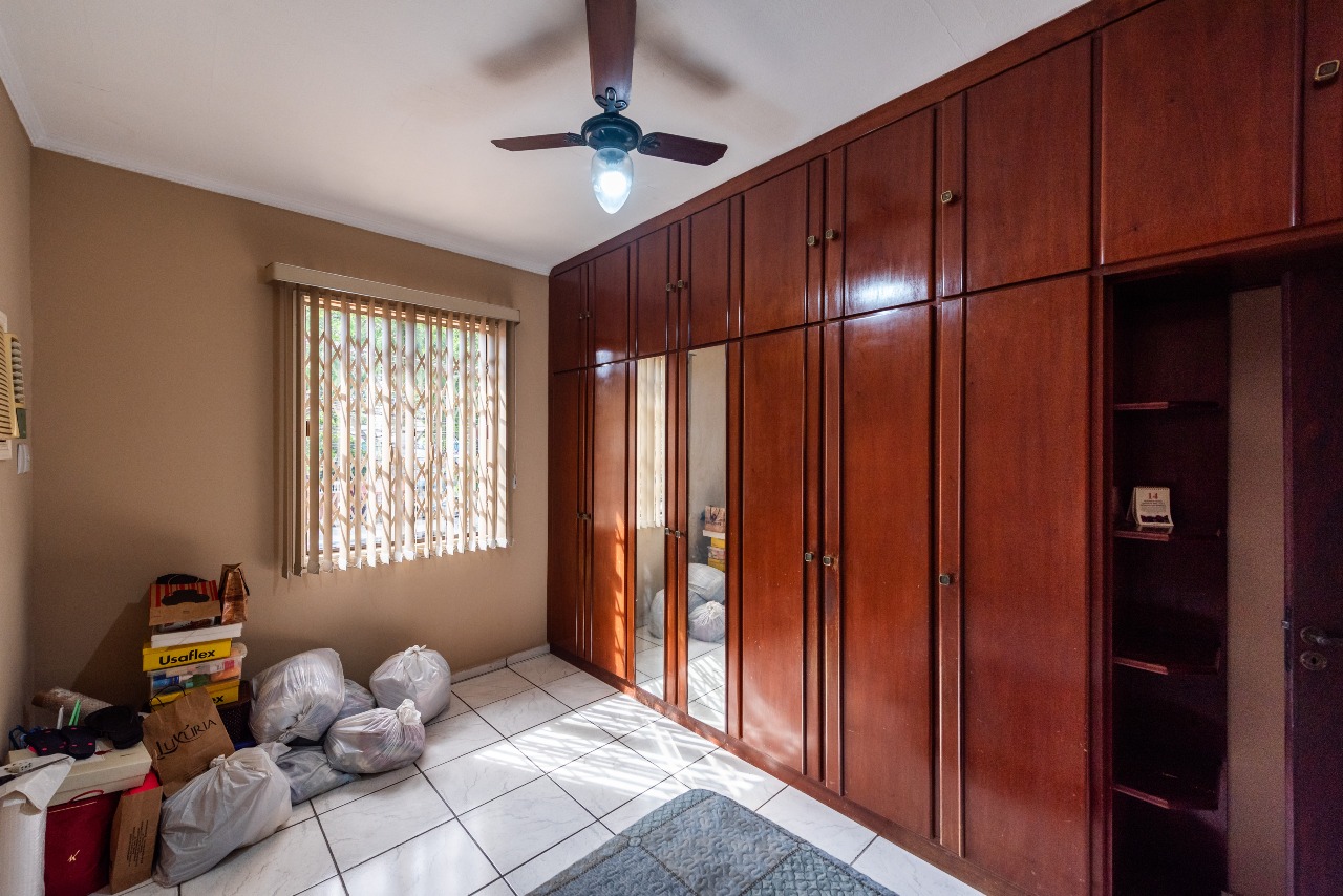 Casa para aluguel no Embaré: