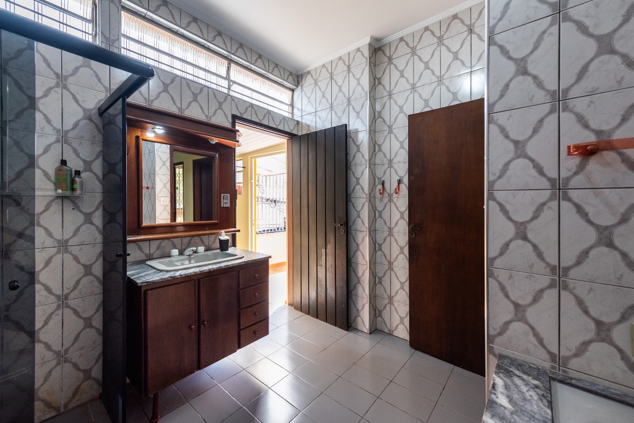 Casa para aluguel no Embaré: