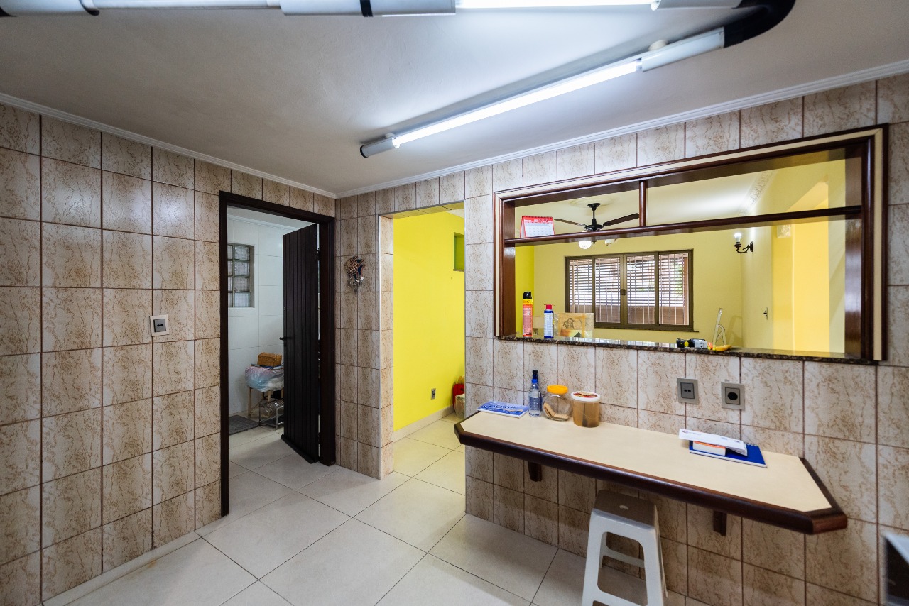 Casa para aluguel no Embaré: