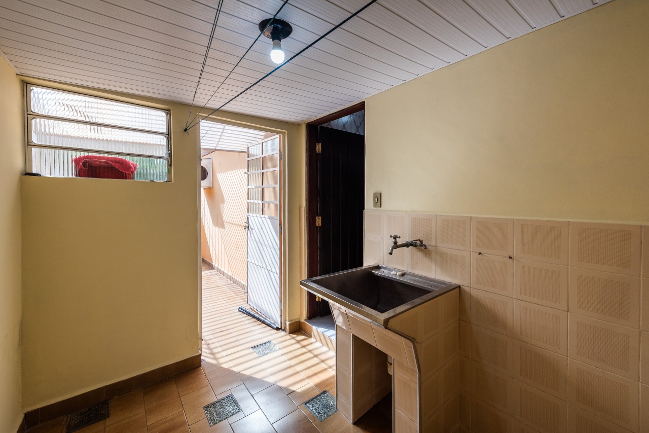 Casa para aluguel no Embaré: