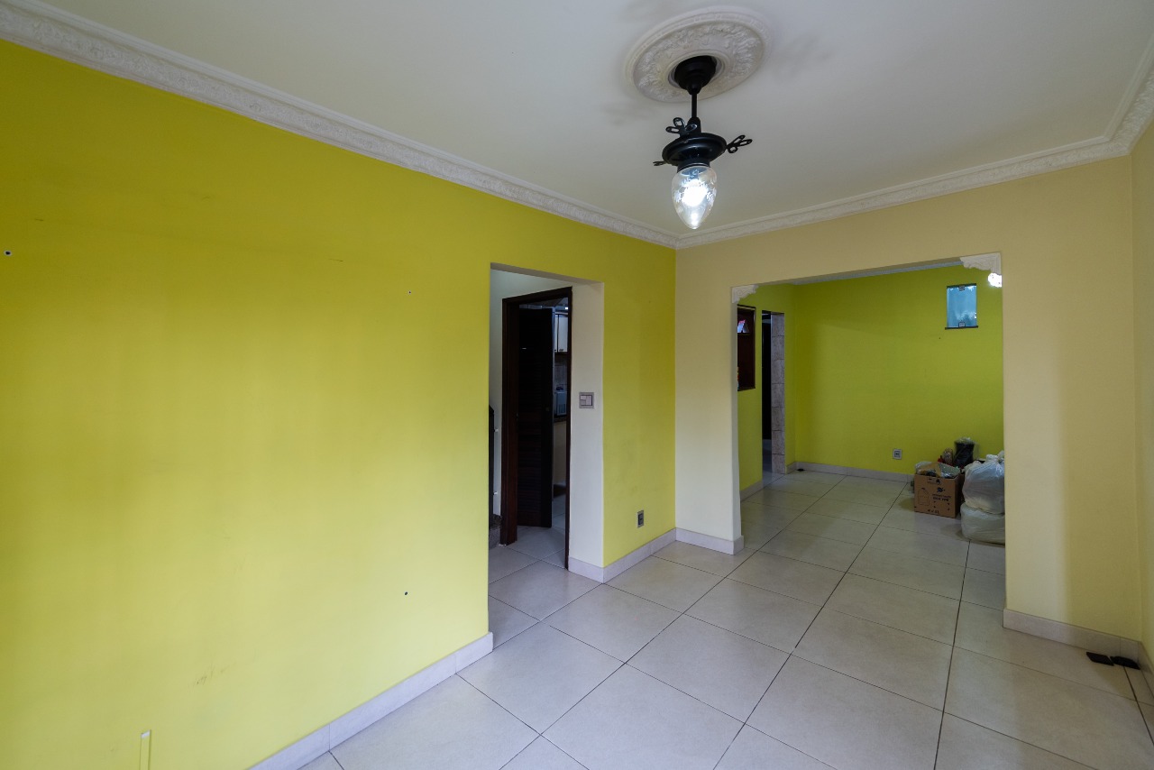 Casa para aluguel no Embaré: 