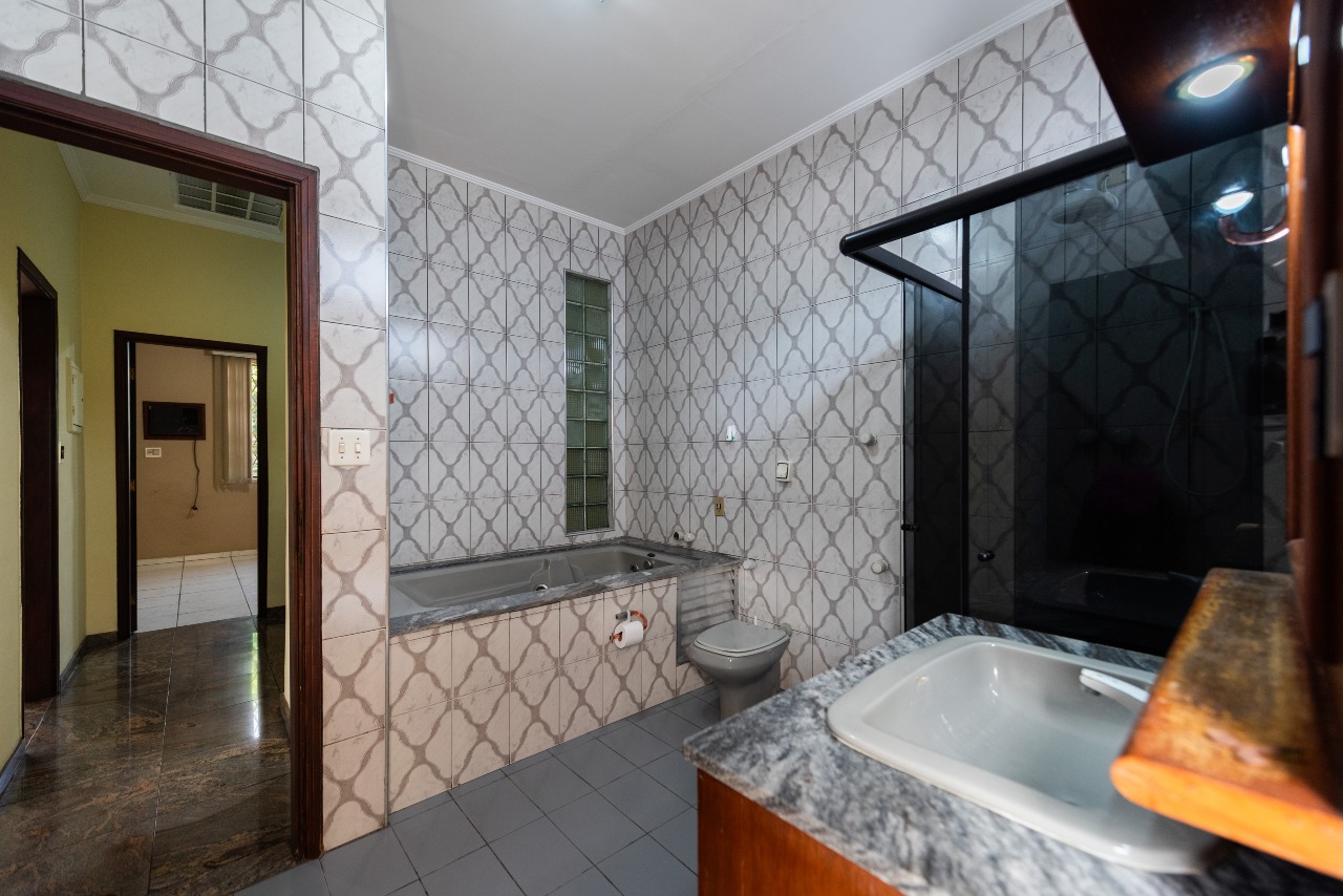 Casa para aluguel no Embaré: