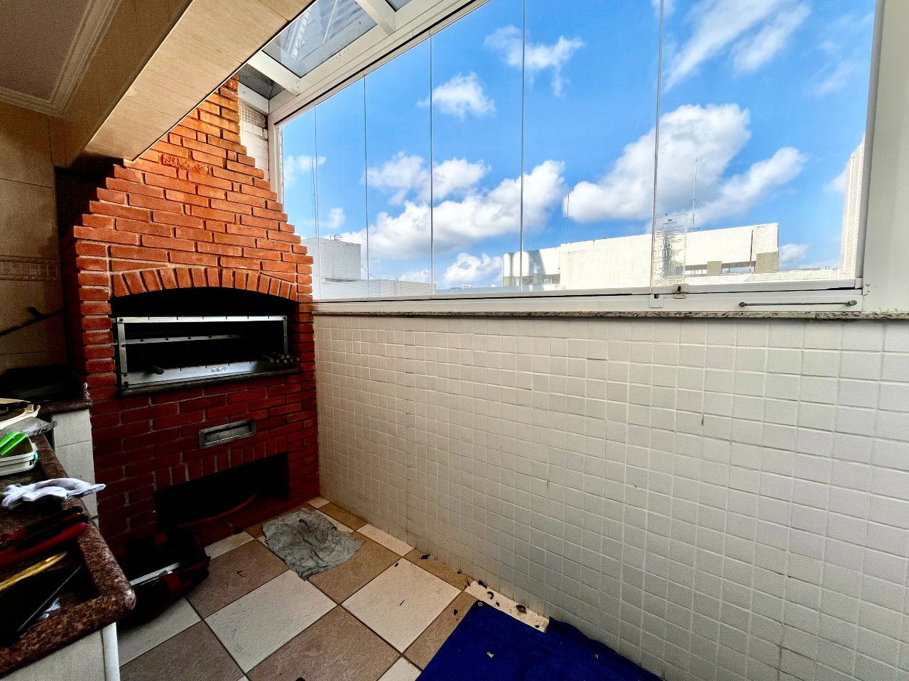 Apartamento à venda no Ponta da Praia: 