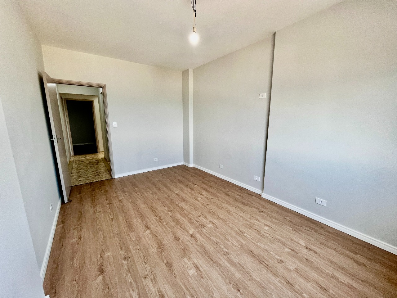 Apartamento à venda no Ponta da Praia: 