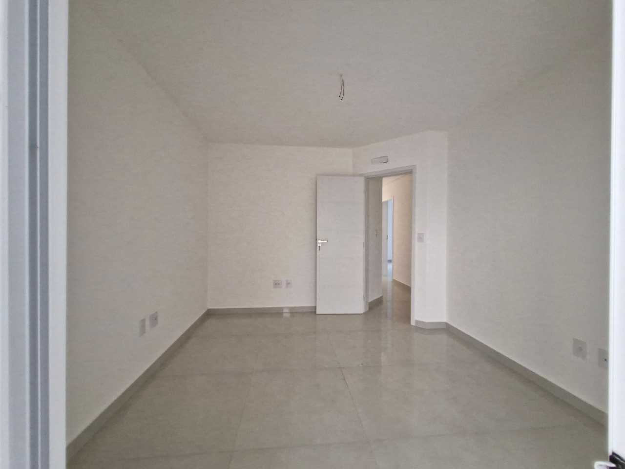 Casa à venda no Embaré: 