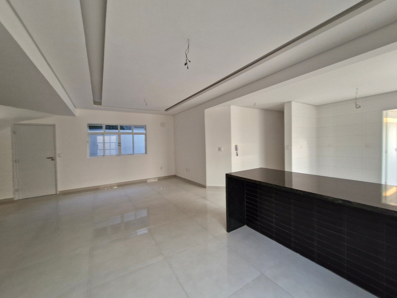 Casa à venda no Embaré: 