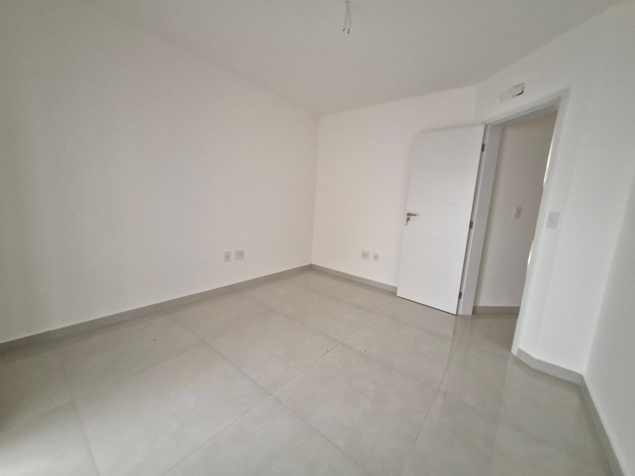 Casa à venda no Embaré: 