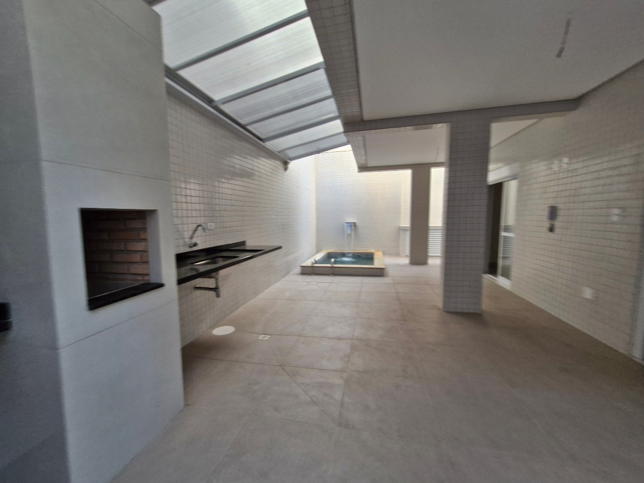 Casa à venda no Embaré: 