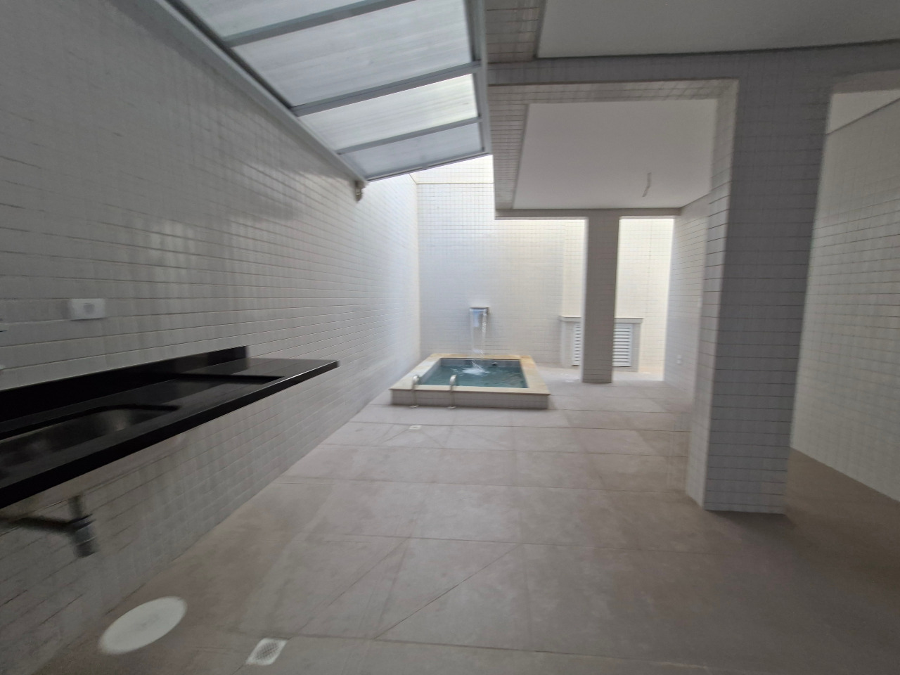 Casa à venda no Embaré: 