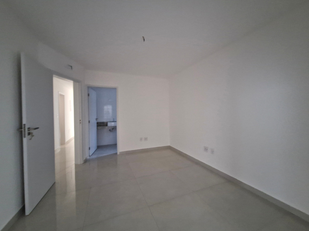 Casa à venda no Embaré: 