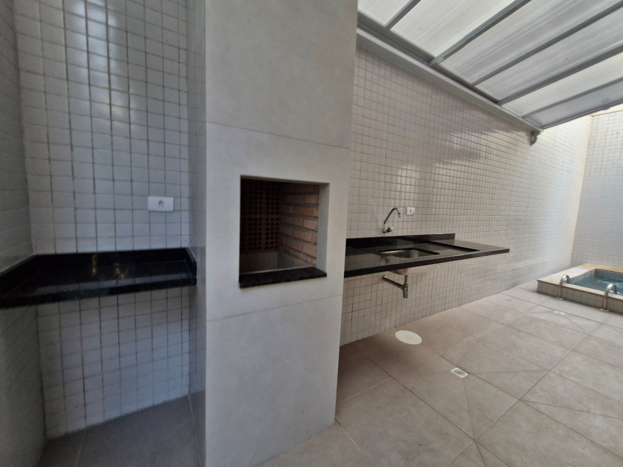 Casa à venda no Embaré: 