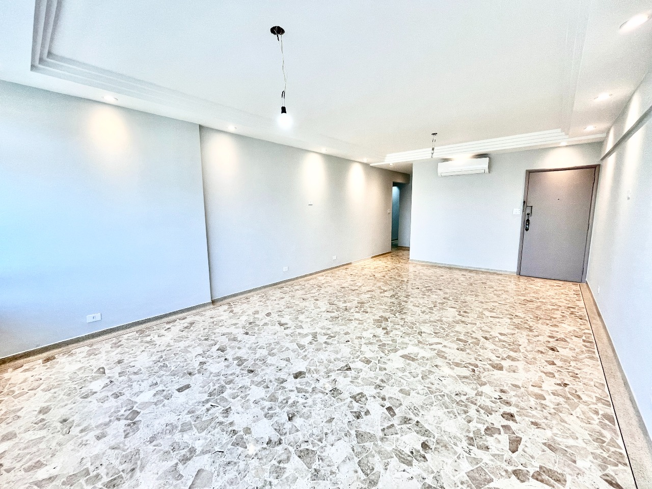 Apartamento para aluguel no Ponta da Praia: 