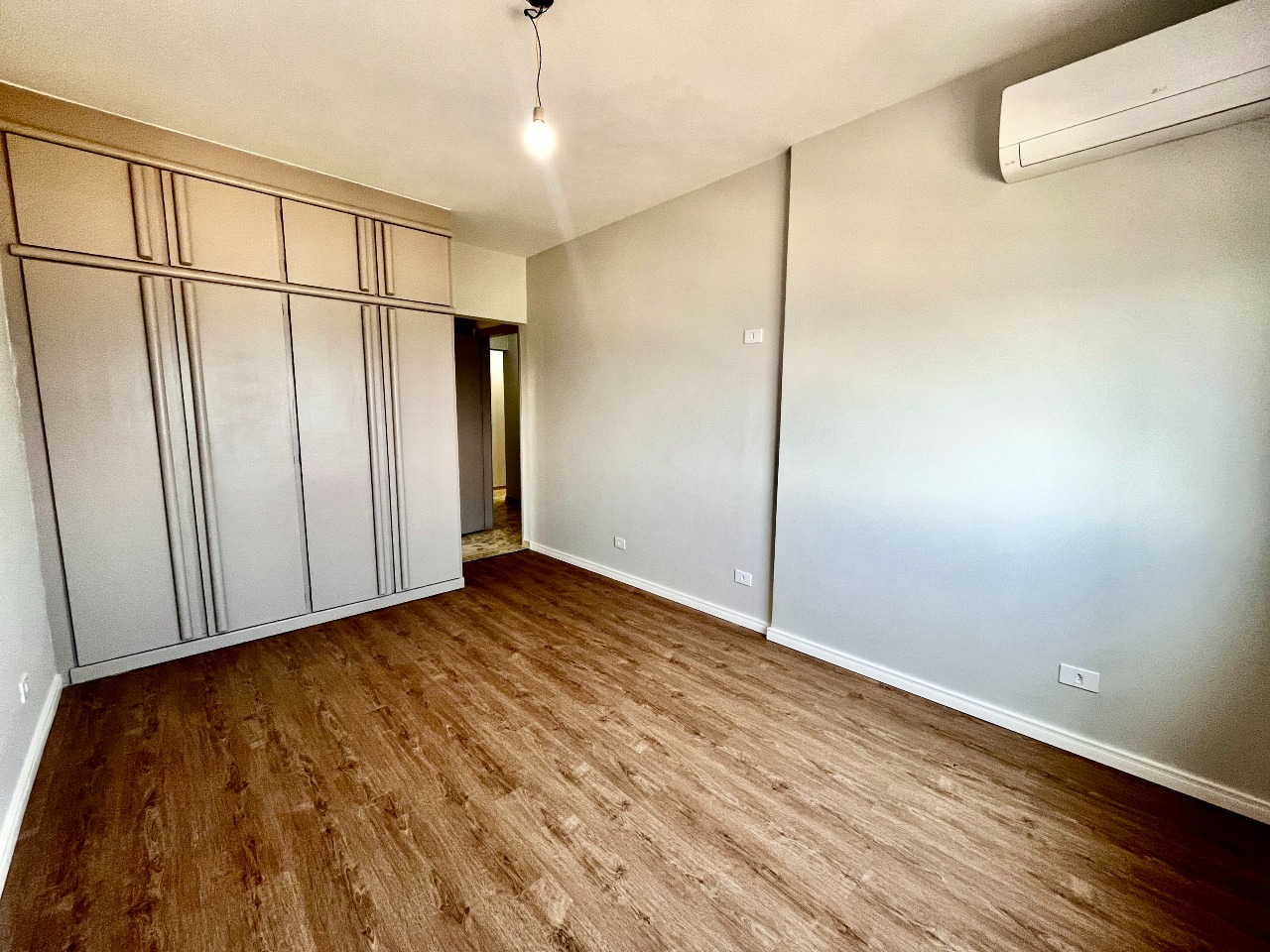 Apartamento para aluguel no Ponta da Praia: