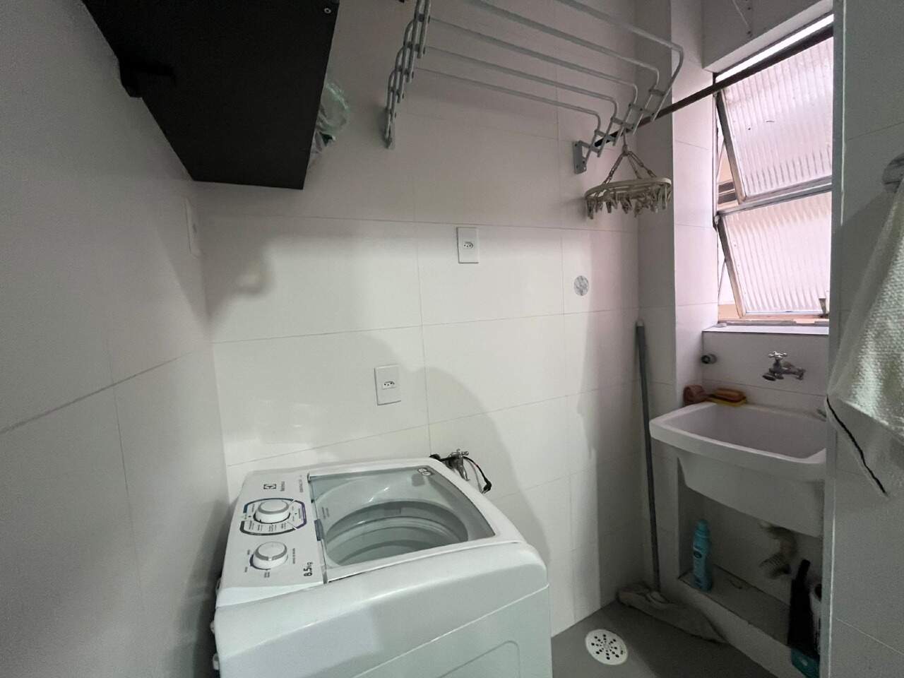 Apartamento à venda no Embaré: 