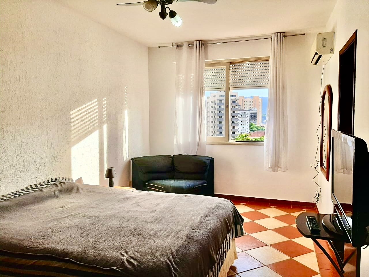 Apartamento à venda no Ponta da Praia: 