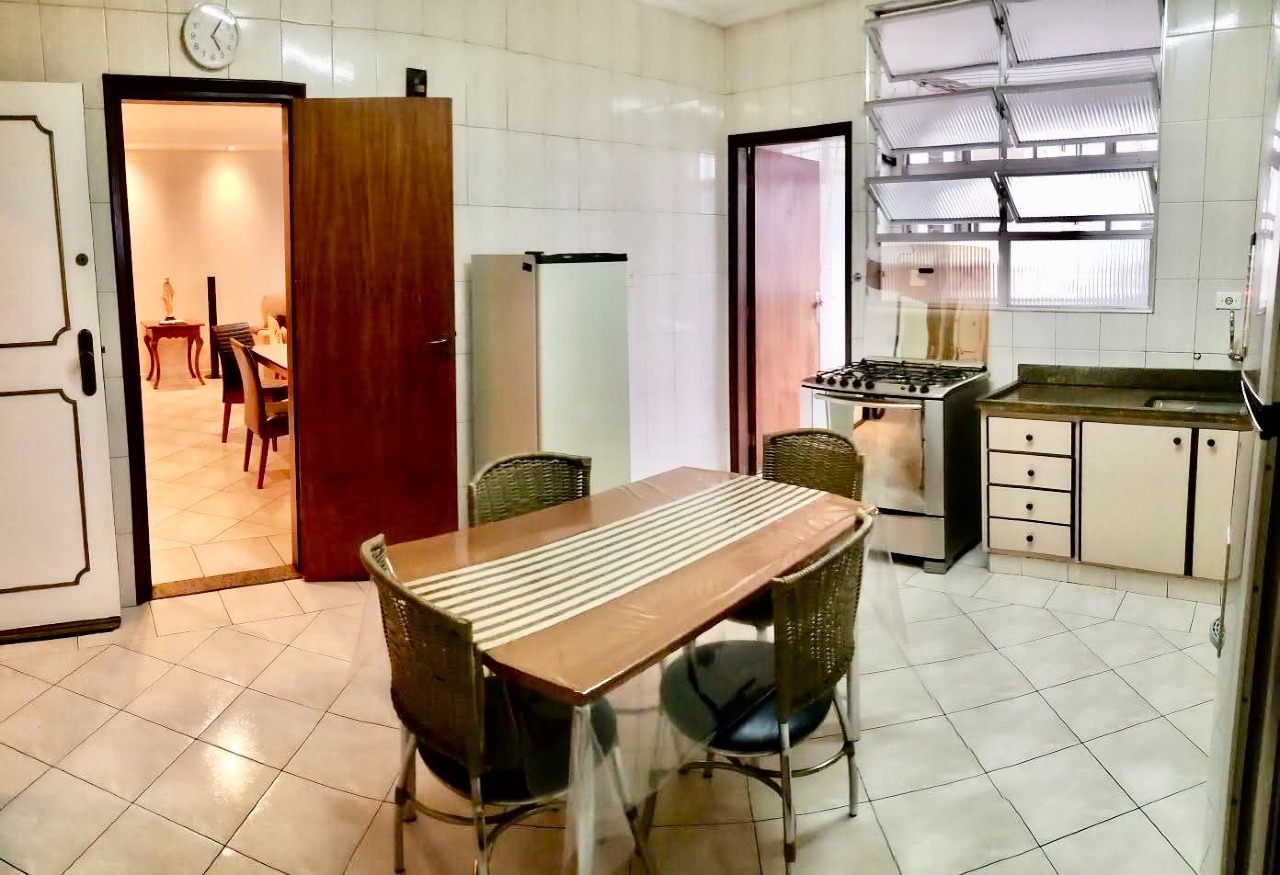 Apartamento à venda no Ponta da Praia: 