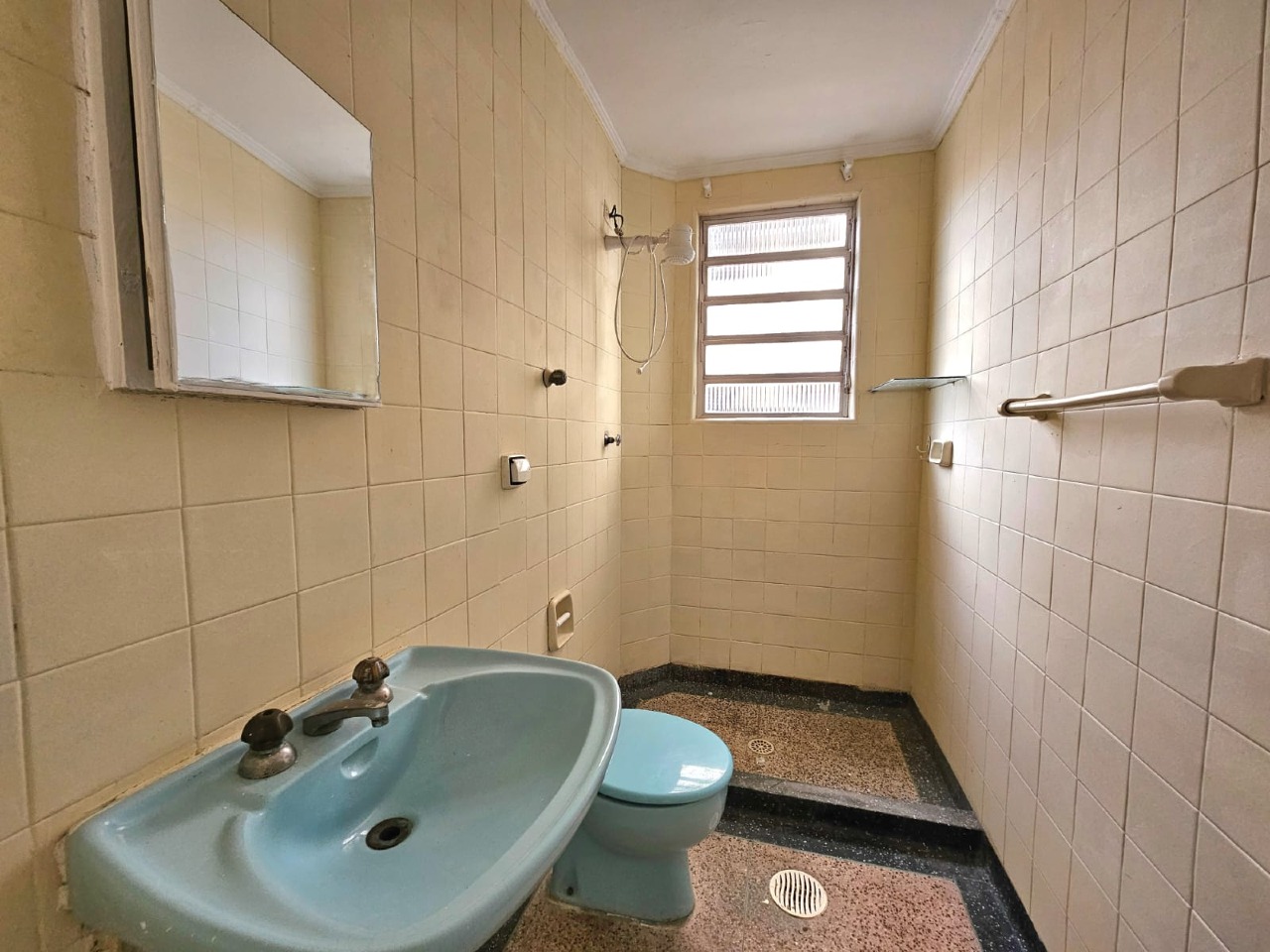 Apartamento à venda no Embaré: 