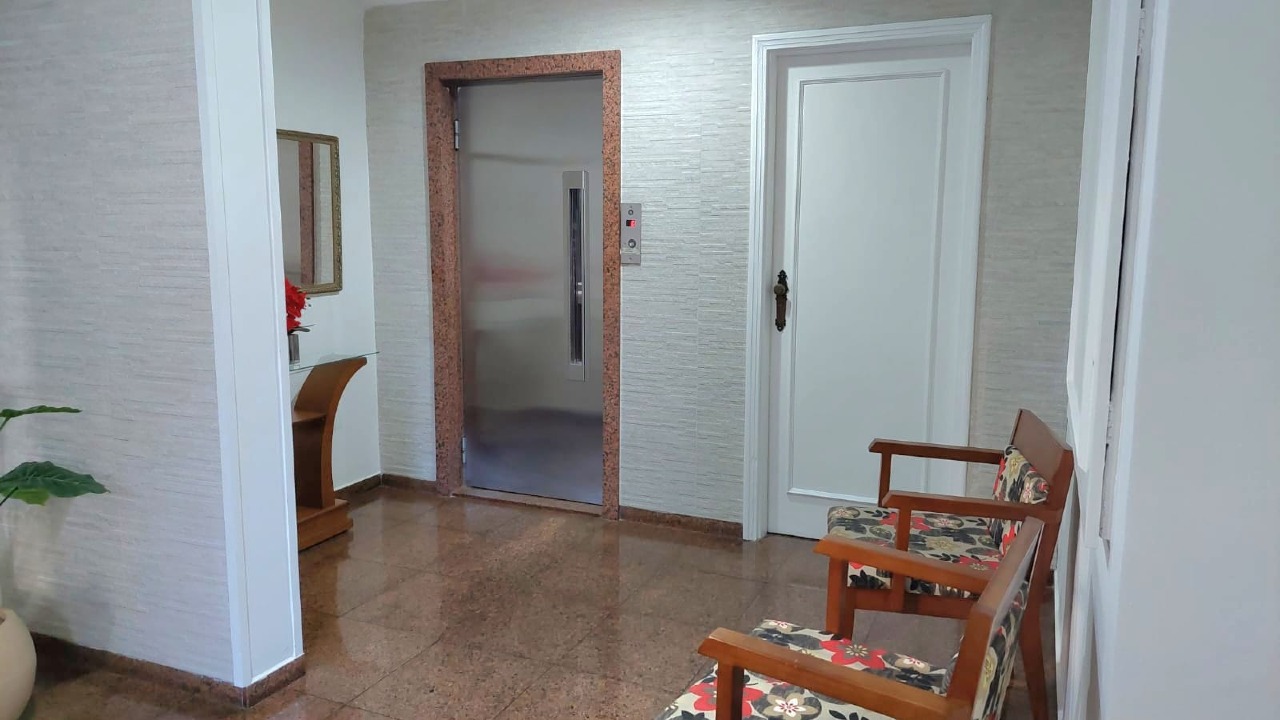 Apartamento à venda no Embaré: