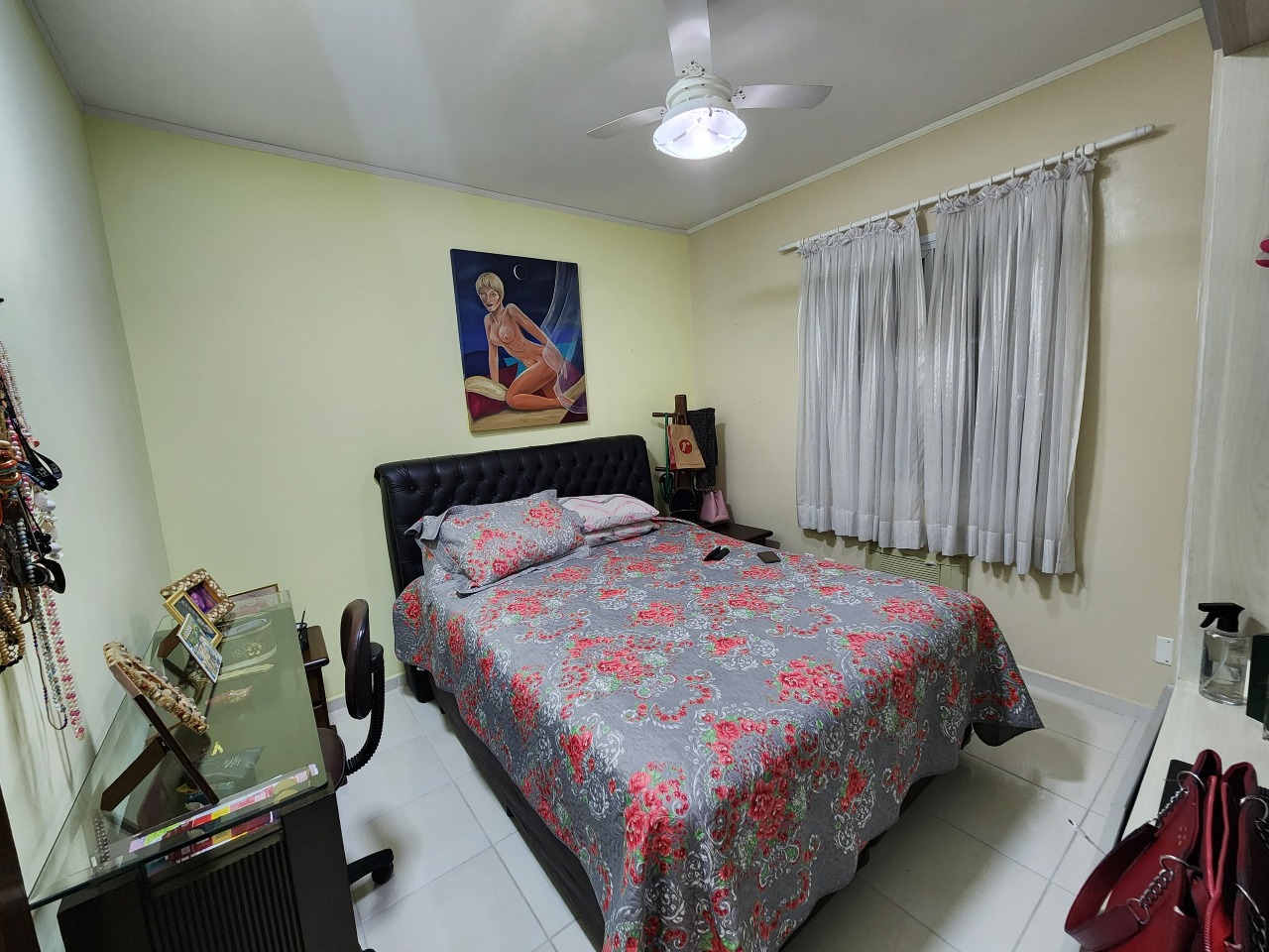 Apartamento à venda no Ponta da Praia: 