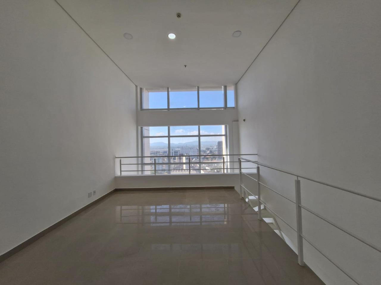 Sala para aluguel no Vila Mathias: 