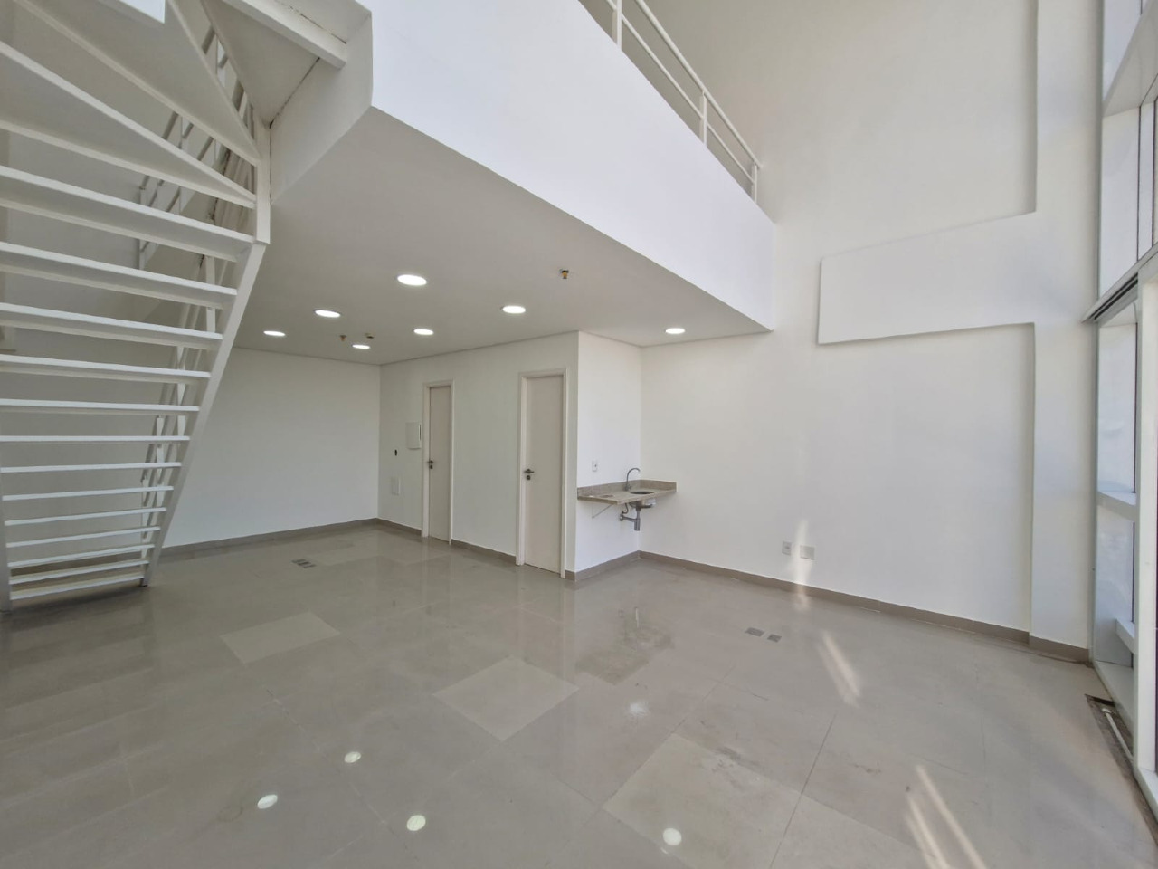 Sala para aluguel no Vila Mathias: 