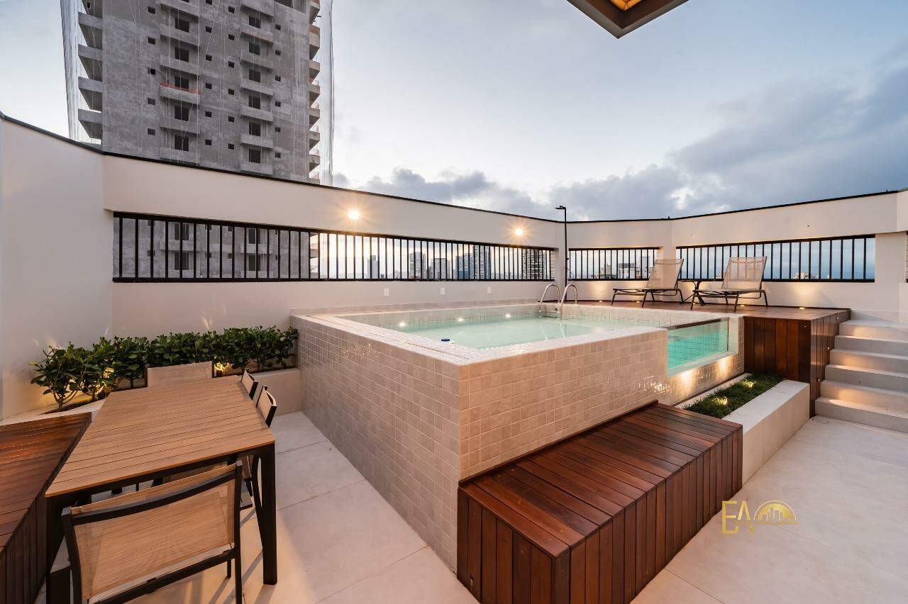 Apartamento à venda no Ponta da Praia: 