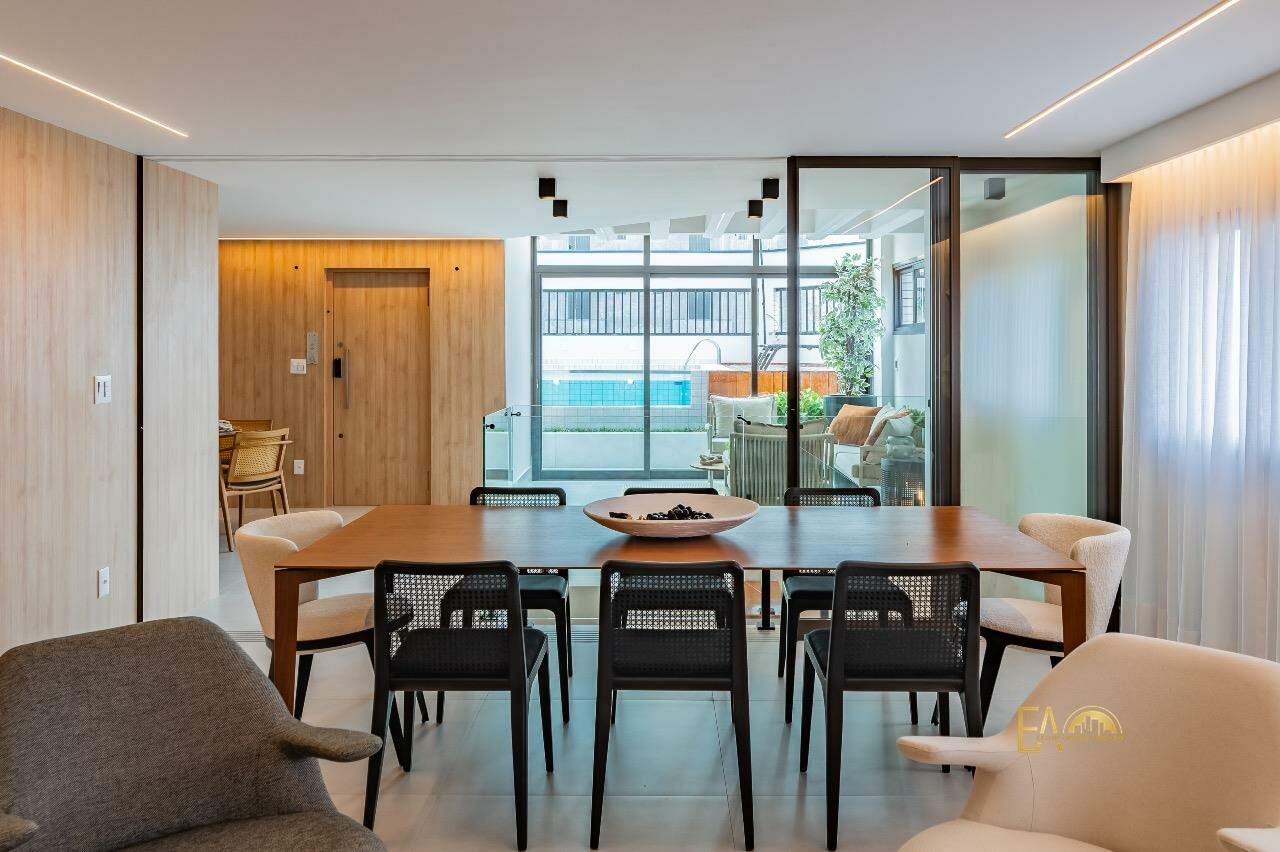 Apartamento à venda no Ponta da Praia: 