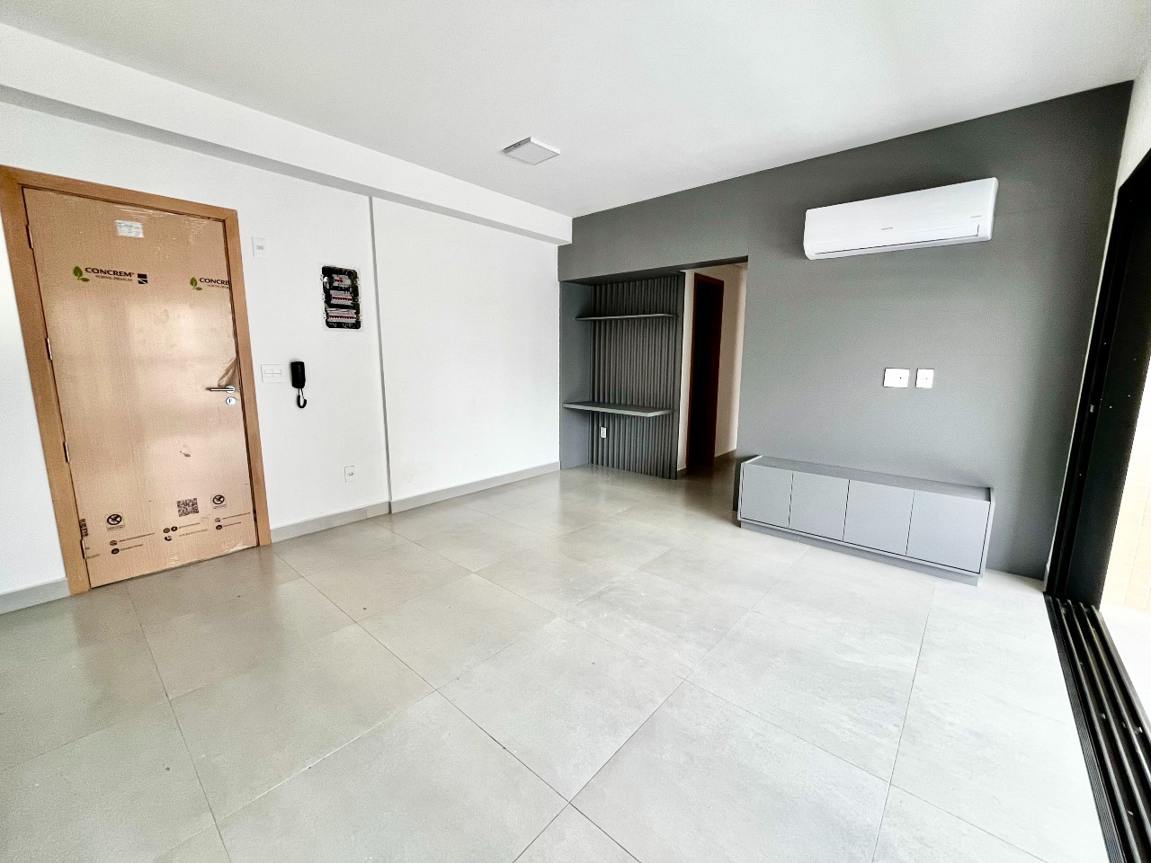 Apartamento à venda no Ponta da Praia: 