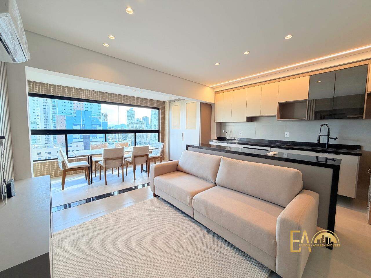 Apartamento à venda no Ponta da Praia: 