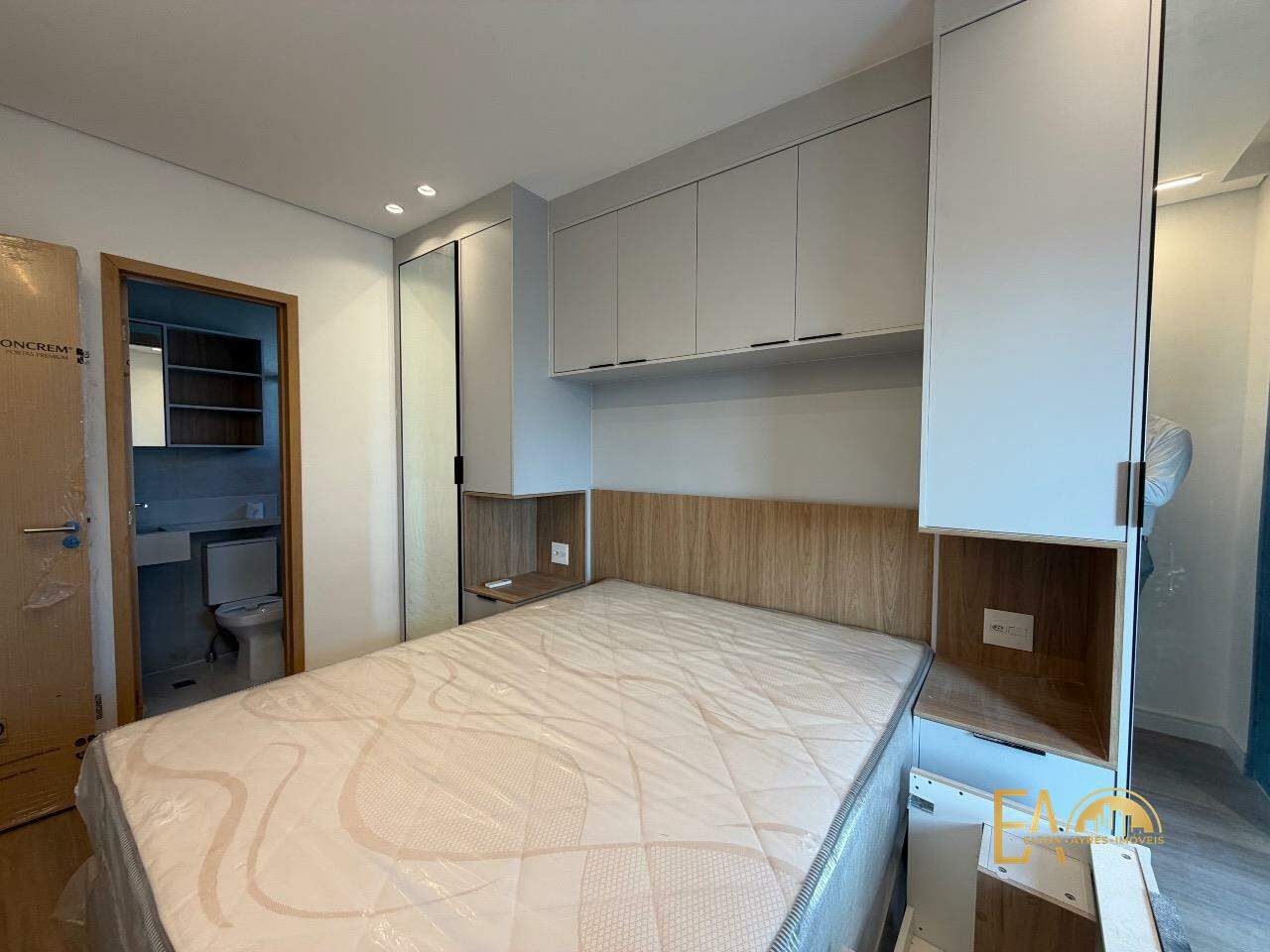 Apartamento à venda no Ponta da Praia: 