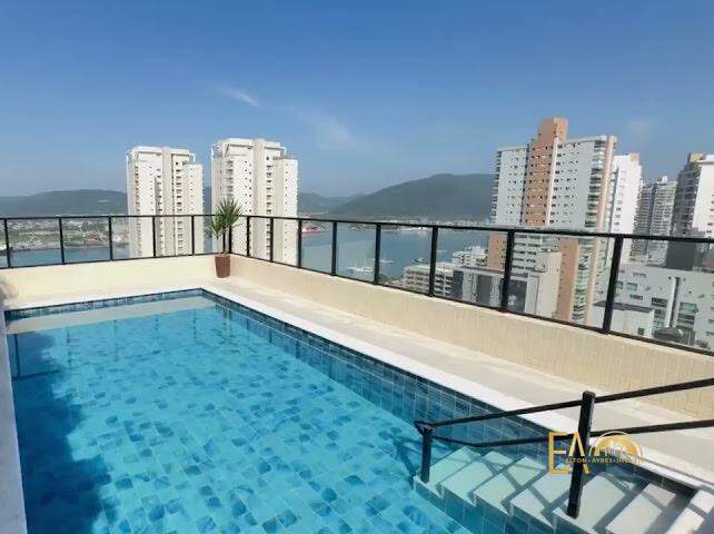Apartamento à venda no Ponta da Praia: 