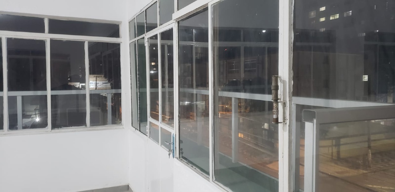 Casa para aluguel no Embaré: