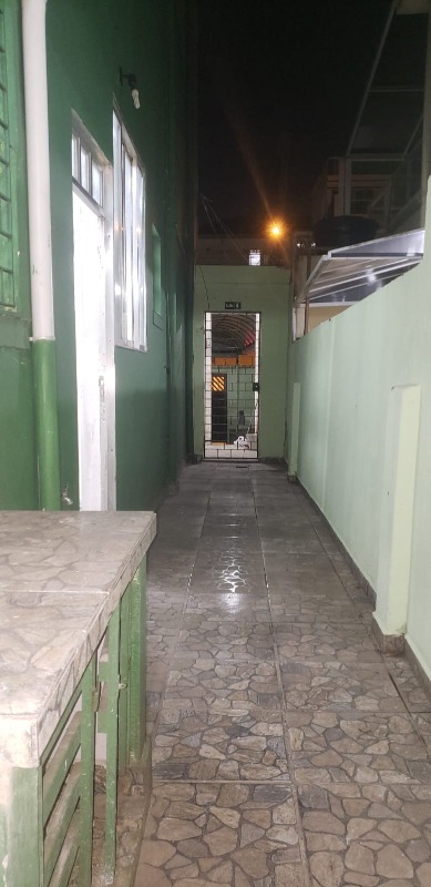 Casa para aluguel no Embaré: