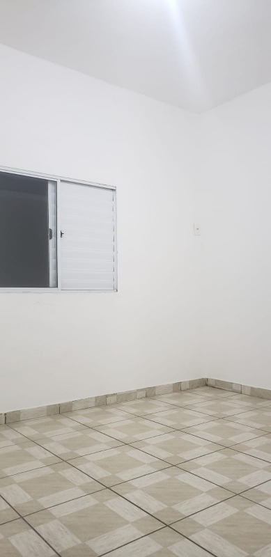 Casa para aluguel no Embaré: