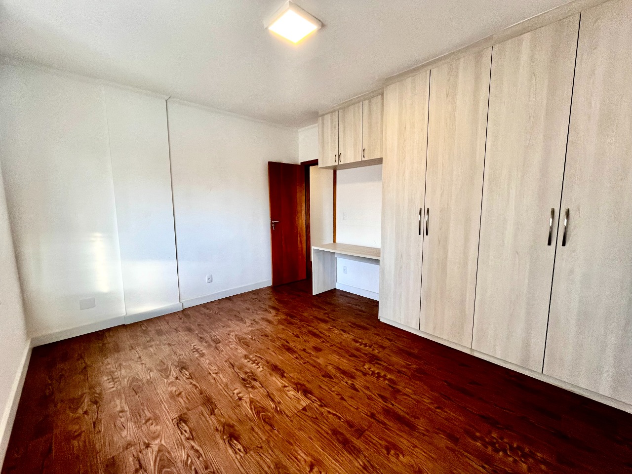 Apartamento à venda no Embaré: