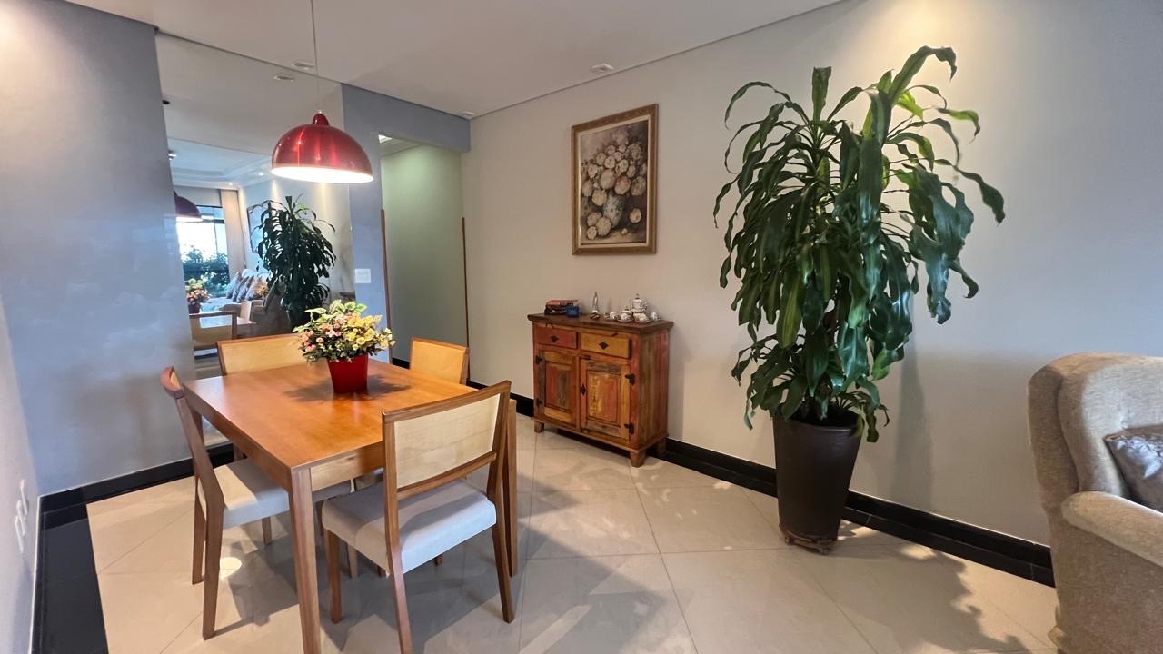 Apartamento à venda no Campo Grande: 