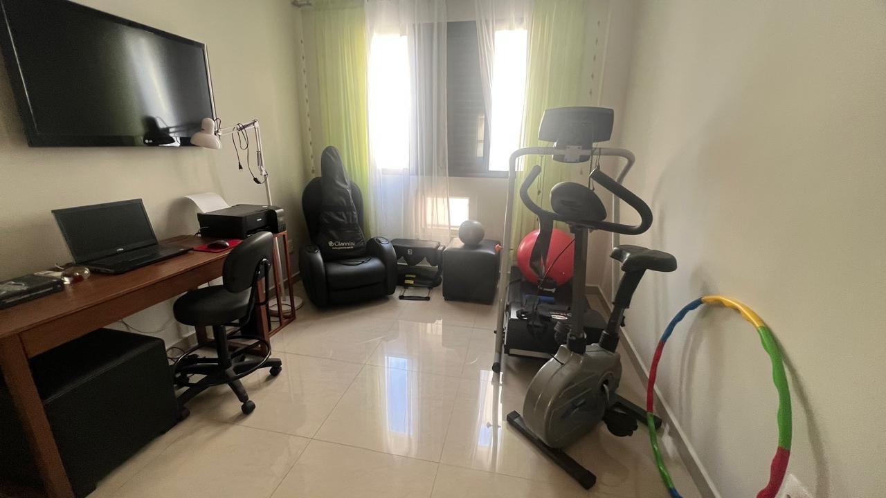 Apartamento à venda no Campo Grande: 