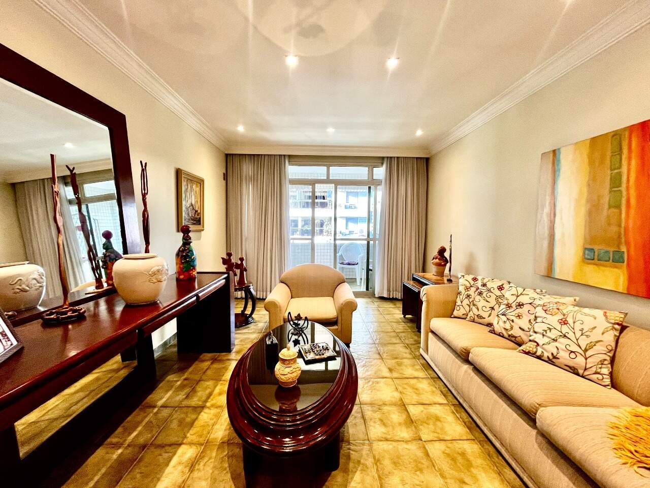 Apartamento à venda no Ponta da Praia: 