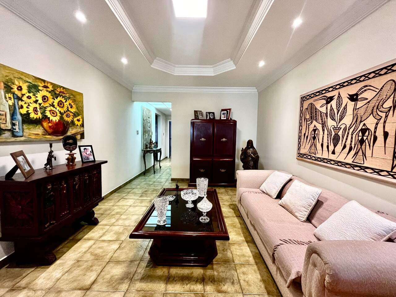 Apartamento à venda no Ponta da Praia: 