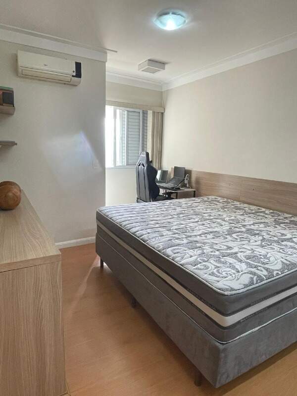Apartamento à venda no Encruzilhada: 