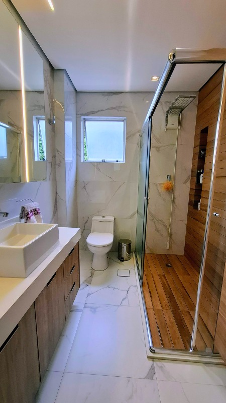 Apartamento à venda no Embaré: 