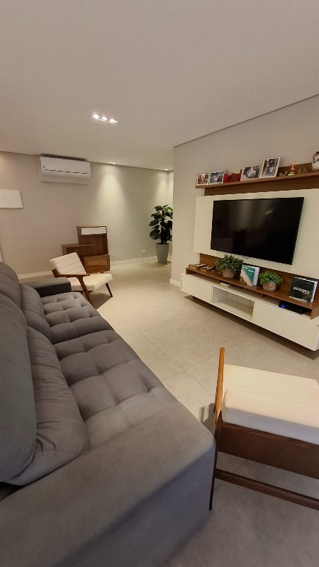 Apartamento à venda no Embaré: 