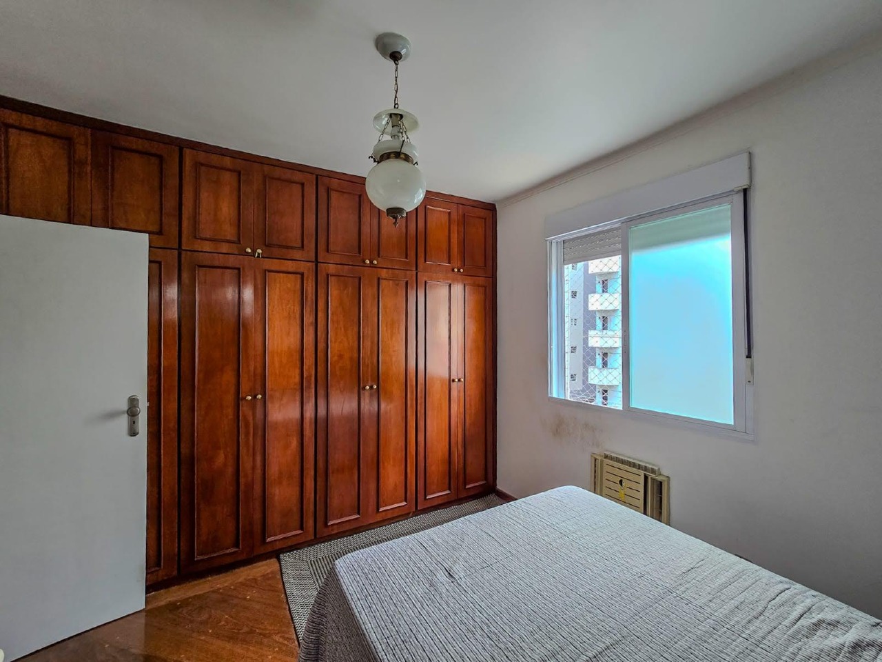 Apartamento à venda no Embaré: 