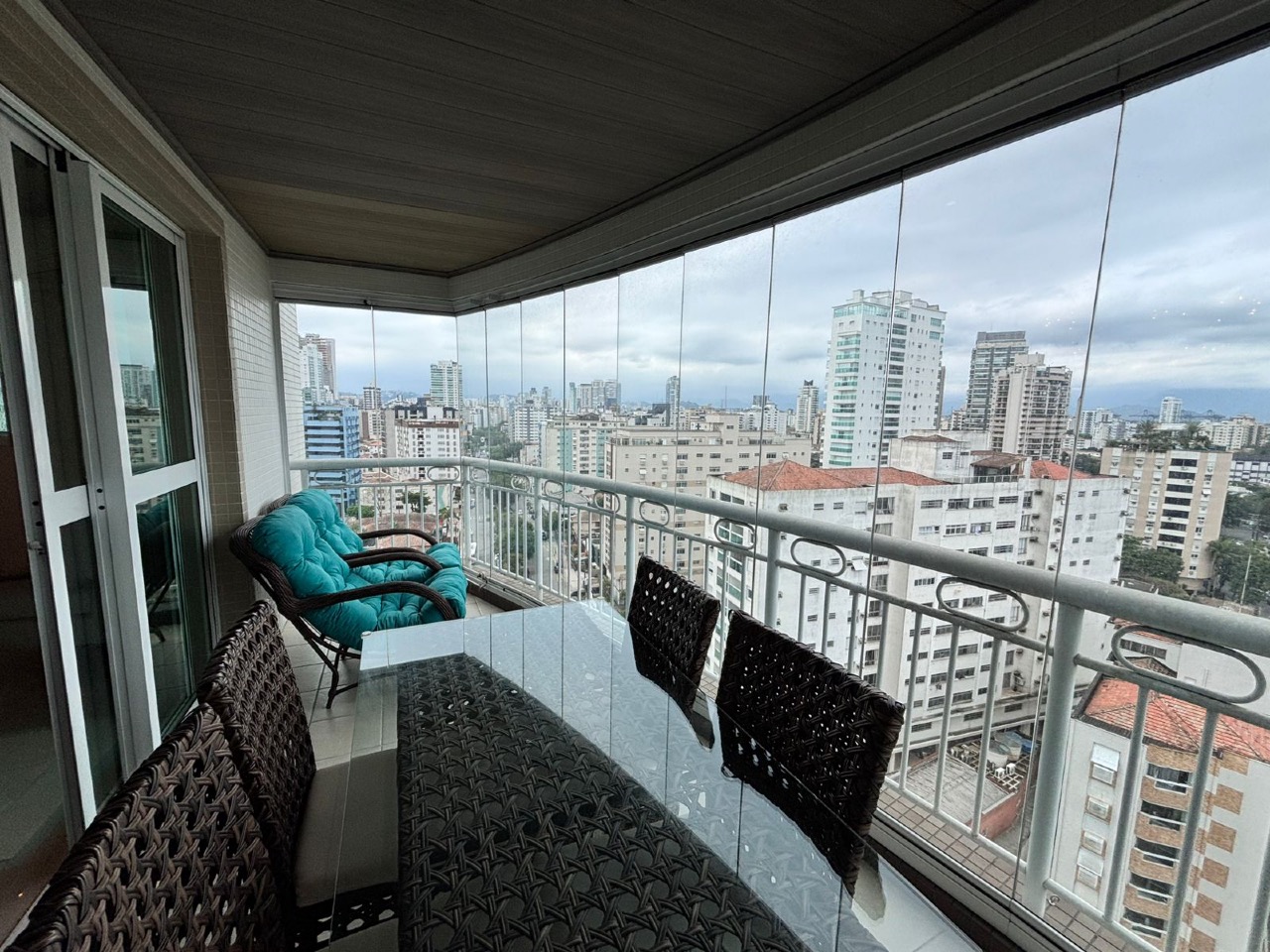 Apartamento à venda no Ponta da Praia: