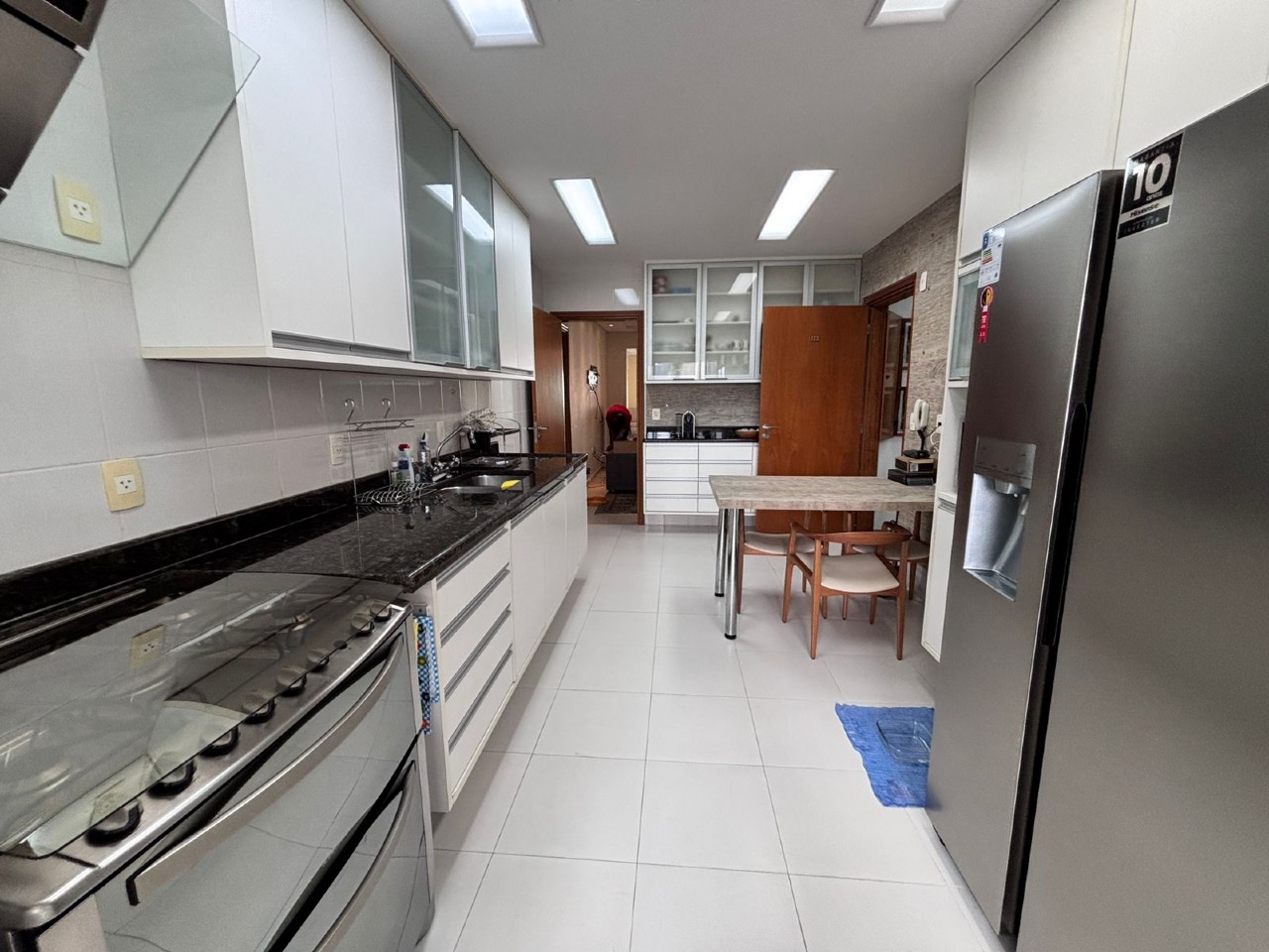 Apartamento à venda no Ponta da Praia: