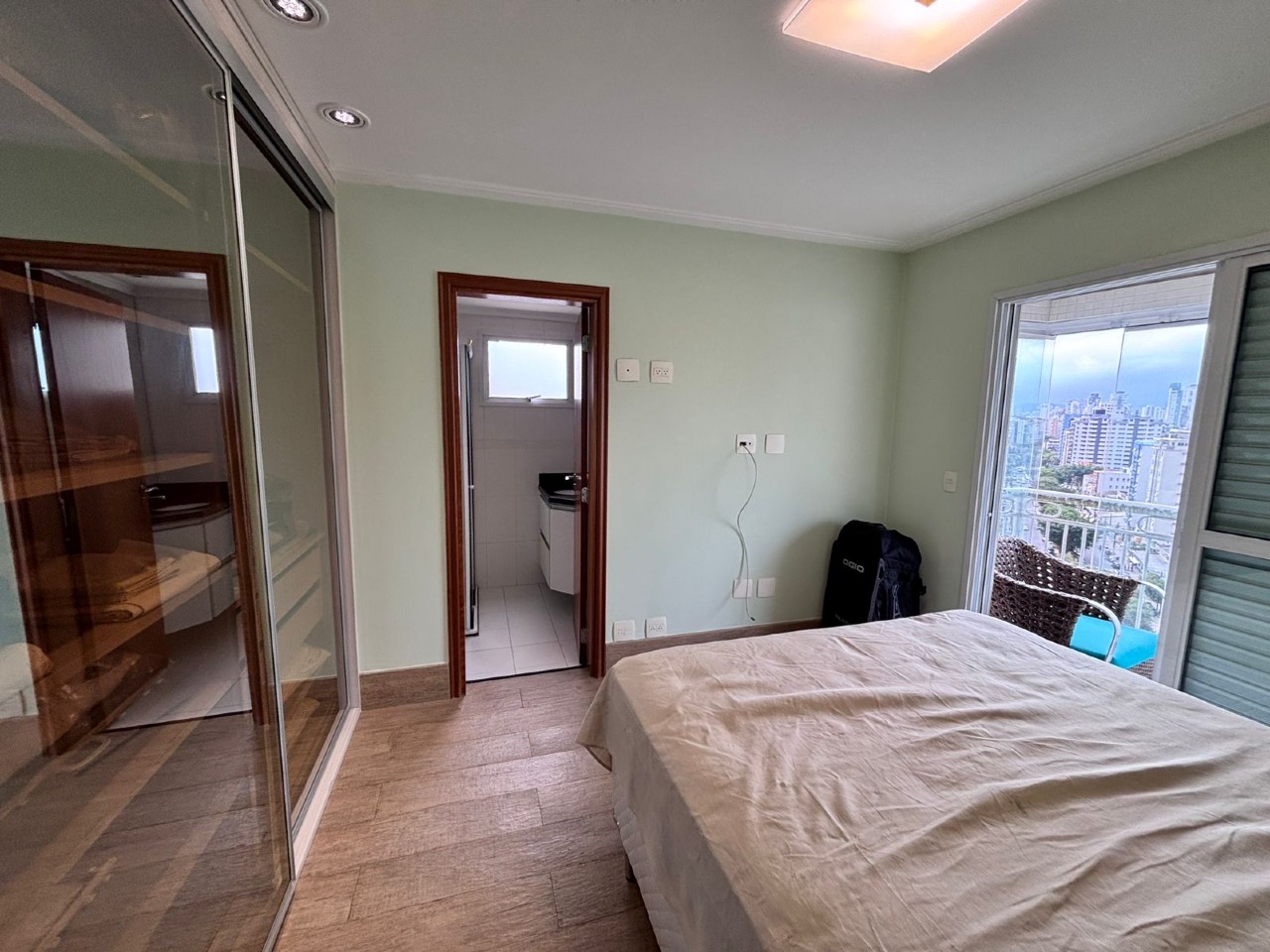 Apartamento à venda no Ponta da Praia: