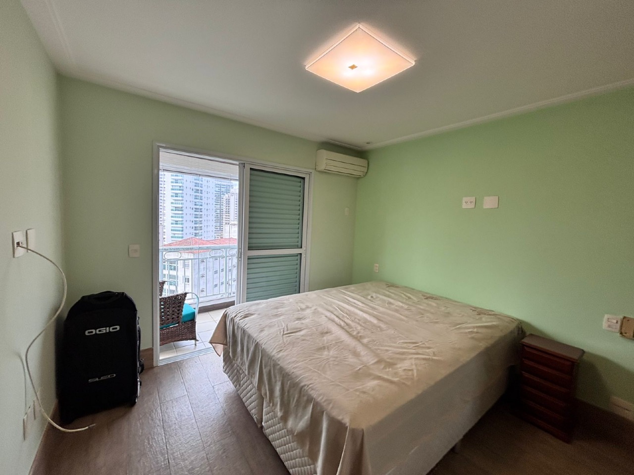 Apartamento à venda no Ponta da Praia: