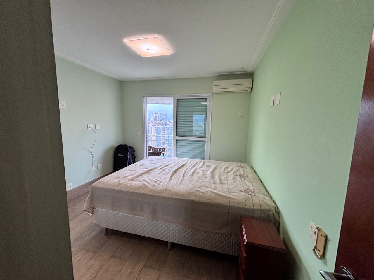Apartamento à venda no Ponta da Praia: