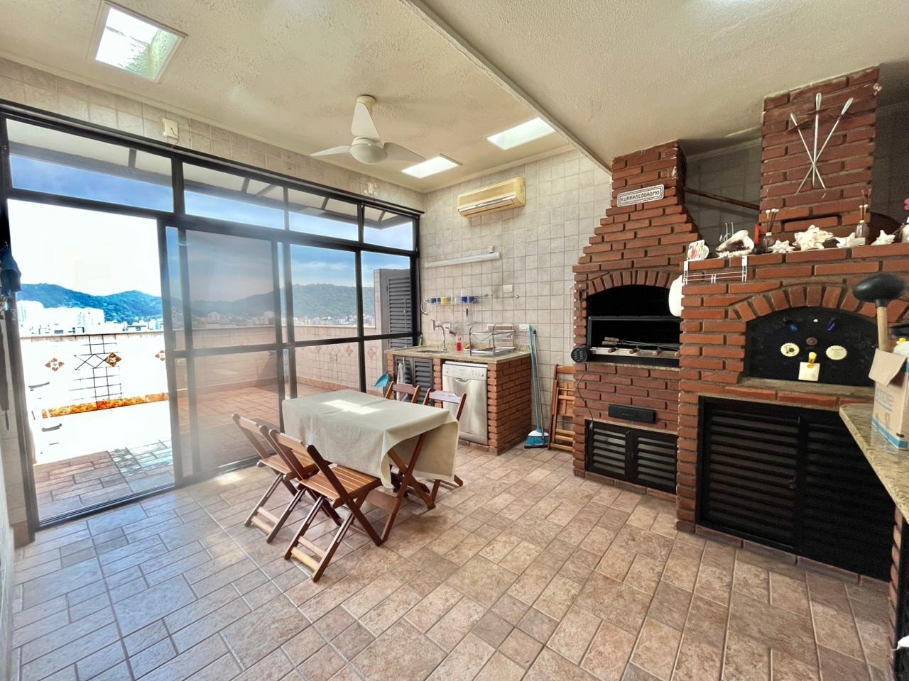 Cobertura à venda no Gonzaga: 